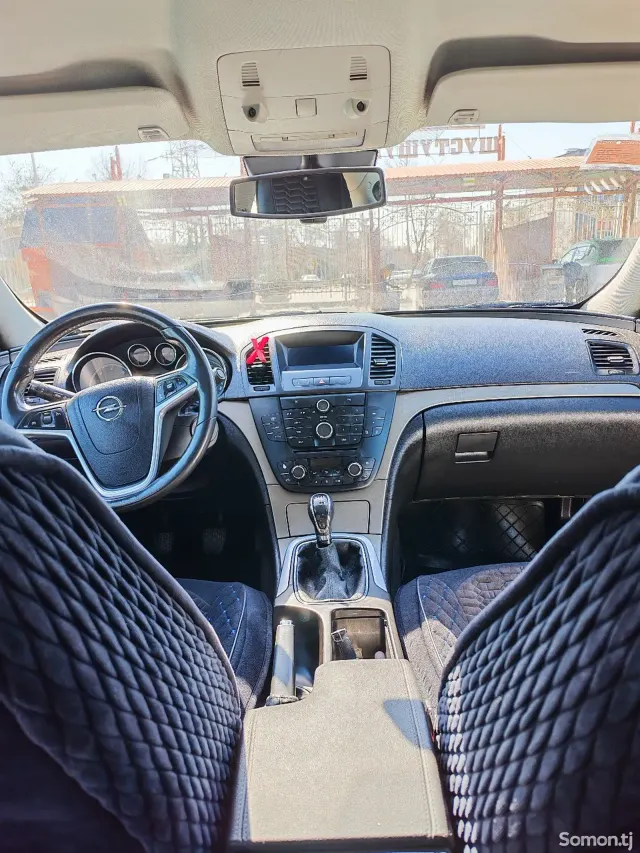 Opel Insignia 2009 · 1.8 MT