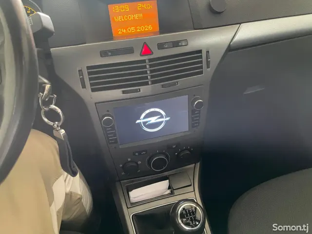 Opel Astra H 2007 · 1.6 MT