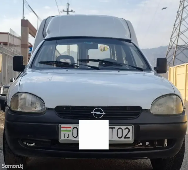 Opel Combo 1999 · 1.6 MT