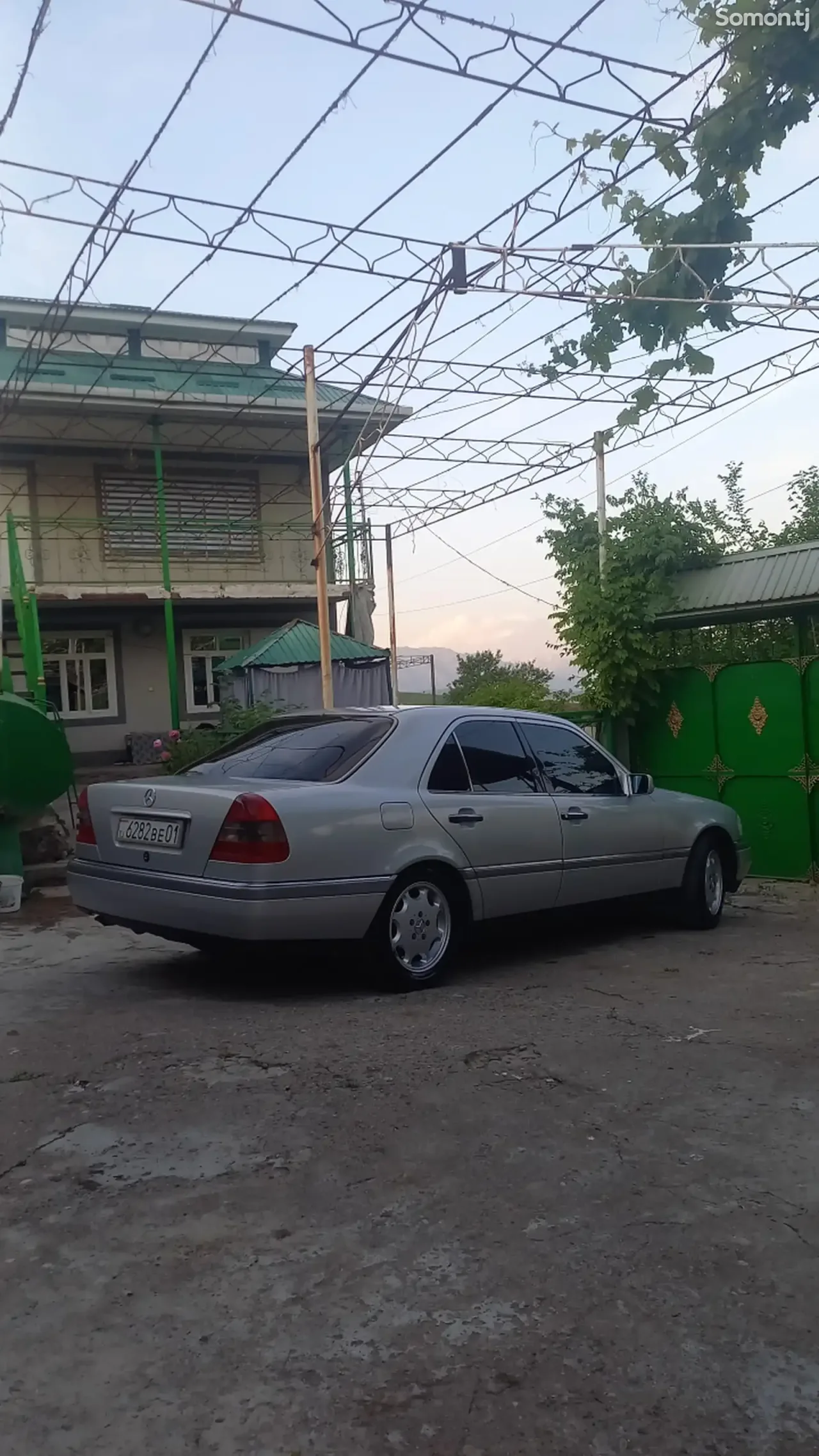 Mercedes-Benz C class 1996 · 2.0 MT