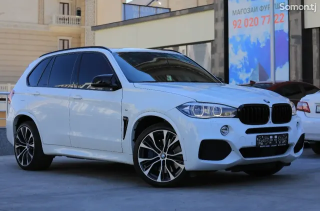 BMW X5 M 2015 · 5.0 AT