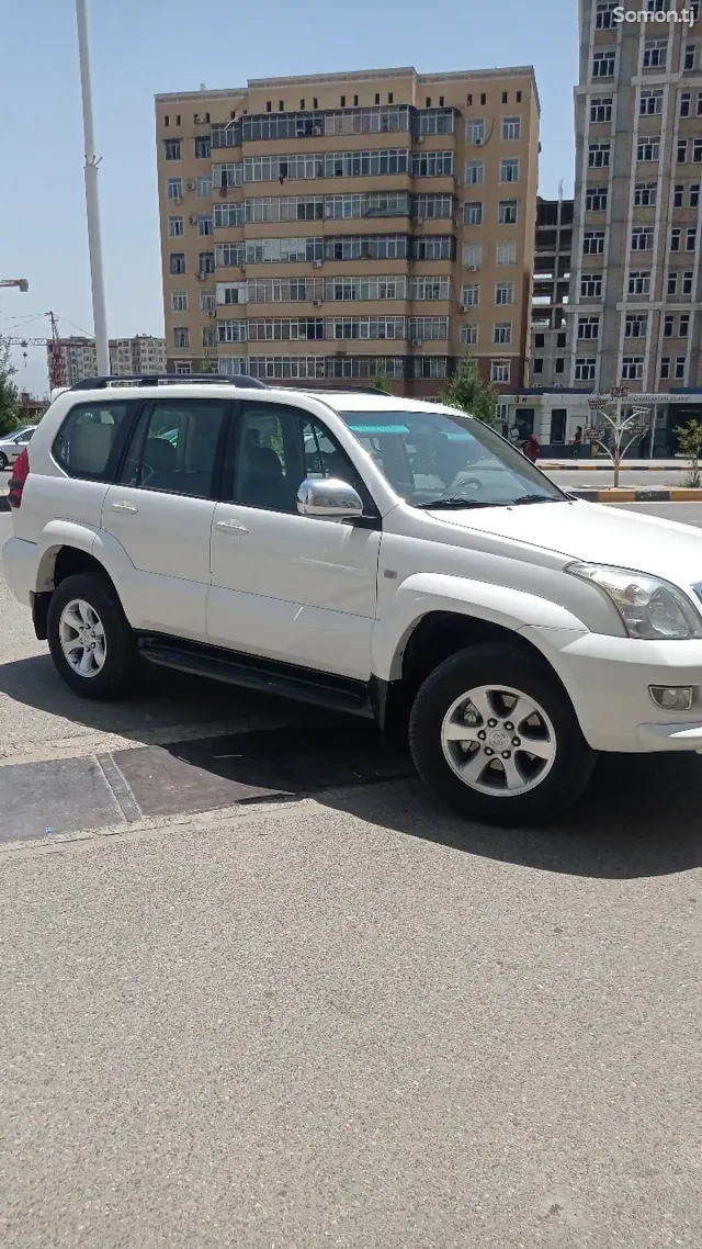 Toyota Land Cruiser 2006 · 4.0 AT