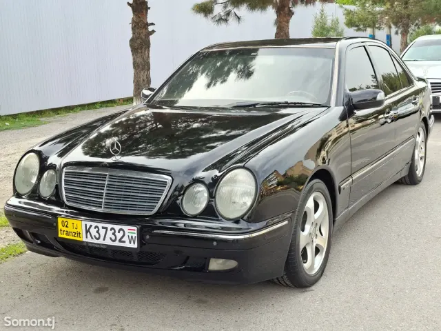 Mercedes-Benz E class 2001 · 2.4 AT
