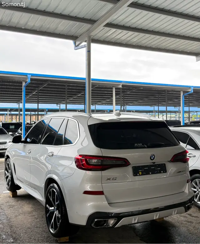 BMW X5 2019 · 3.0 AT
