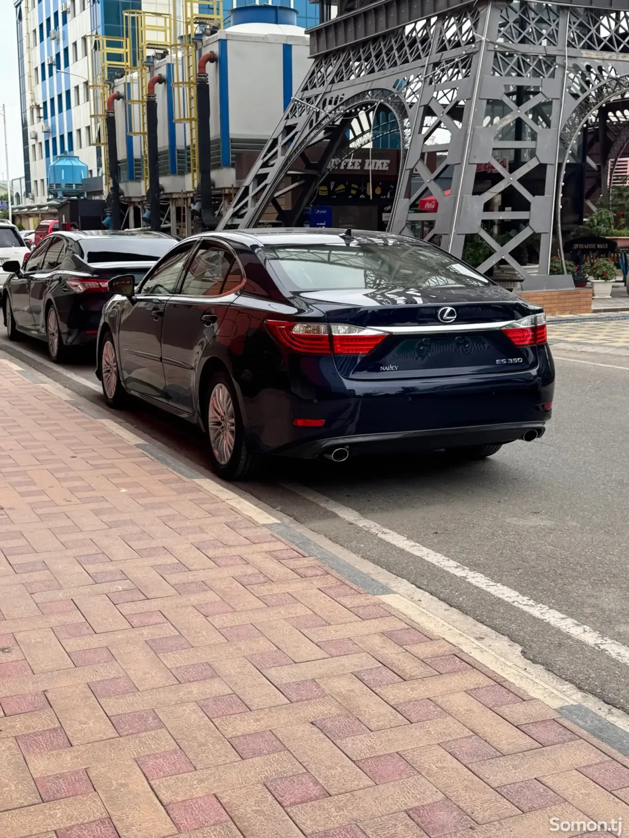 Lexus ES series 2014 · 3.5 AT