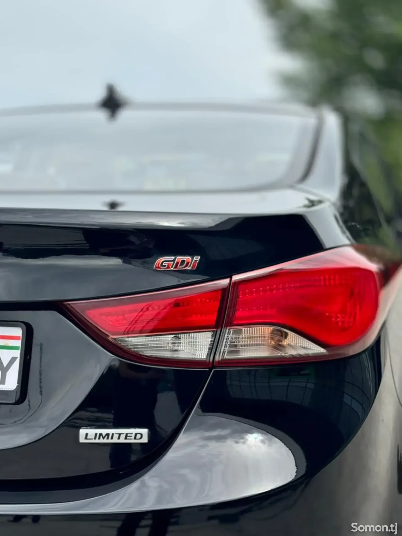 Hyundai Avante 2015 · 1.6 AT