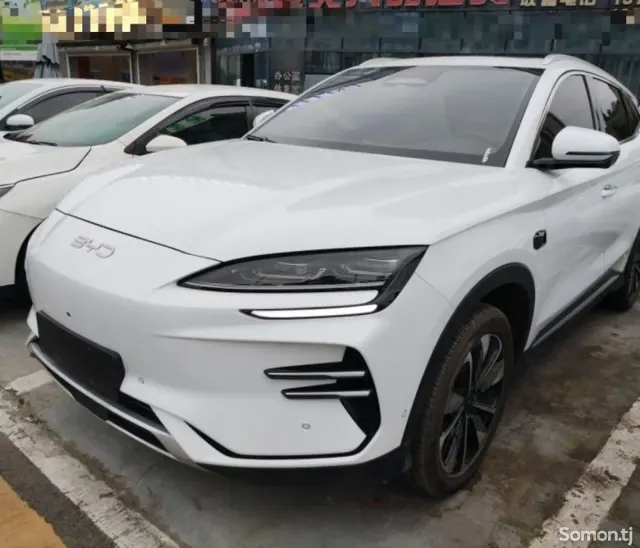 BYD Song Plus 2025 · AT