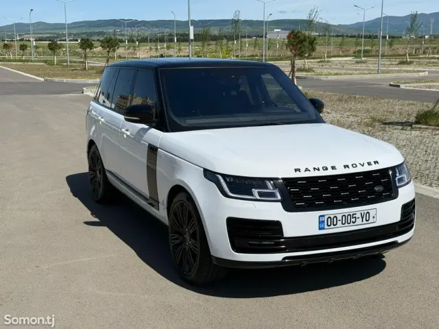 Land Rover Vogue 2017 · 3.0 AT