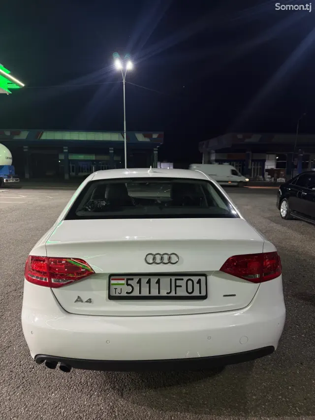 Audi A4 2011 · 2.0 AT