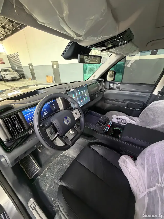 BYD Leopard 5 2026 · 2.0 AT