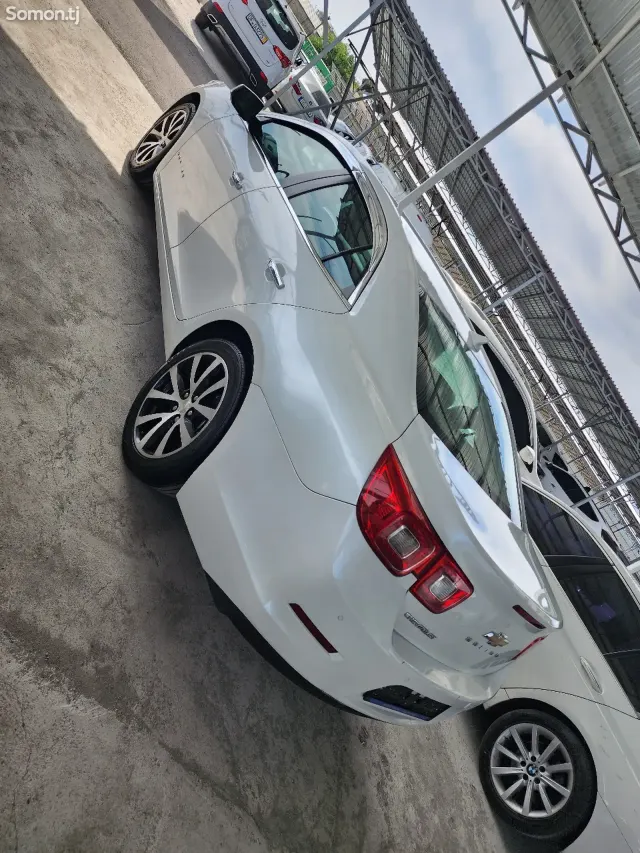 Chevrolet Malibu 2015 · 2.0 AT