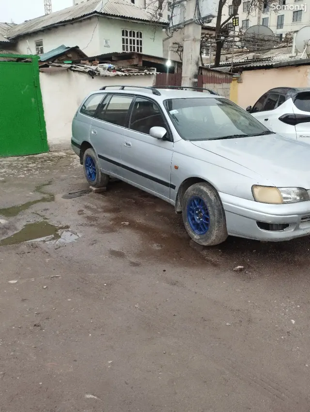 Toyota Caldina 1996 · 1.8 AT