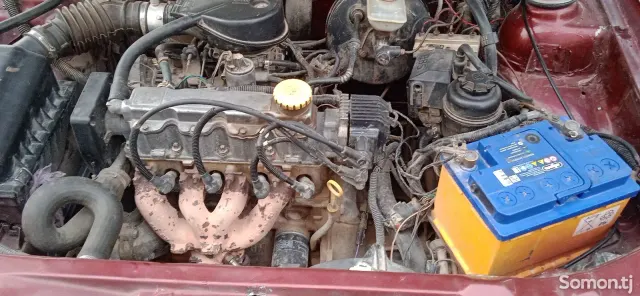 Opel Vectra A 1994 · 1.6 MT