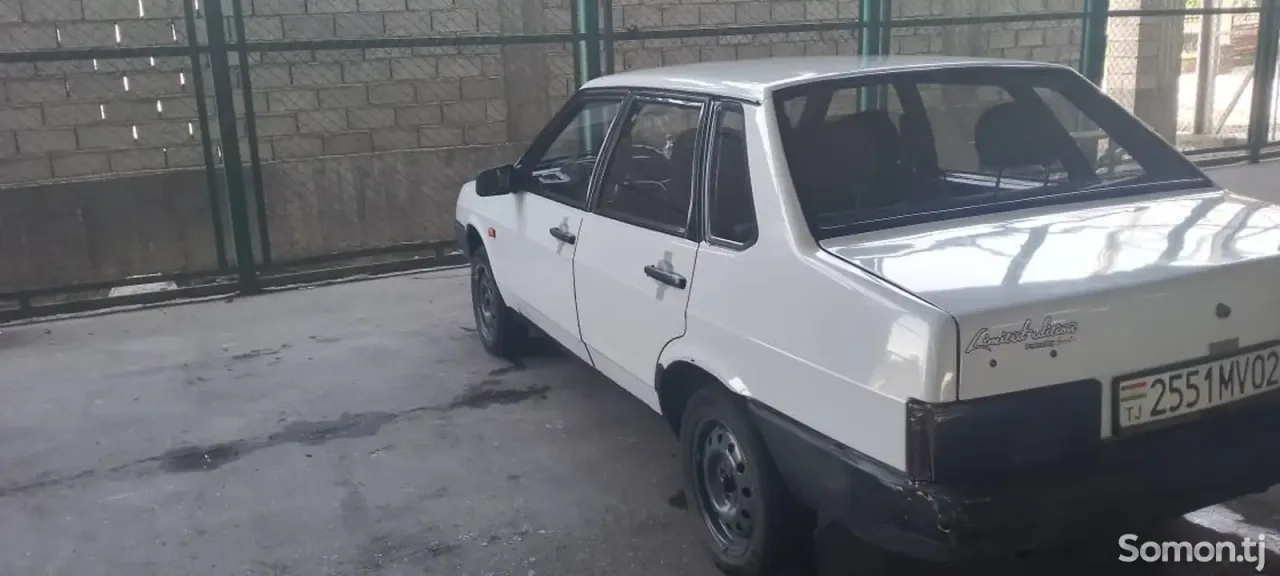 Lada (ВАЗ) 2109 1999 · 1.6 MT