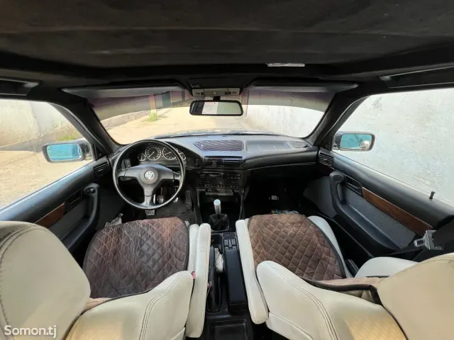 BMW 5 series 1994 · 3.0 MT