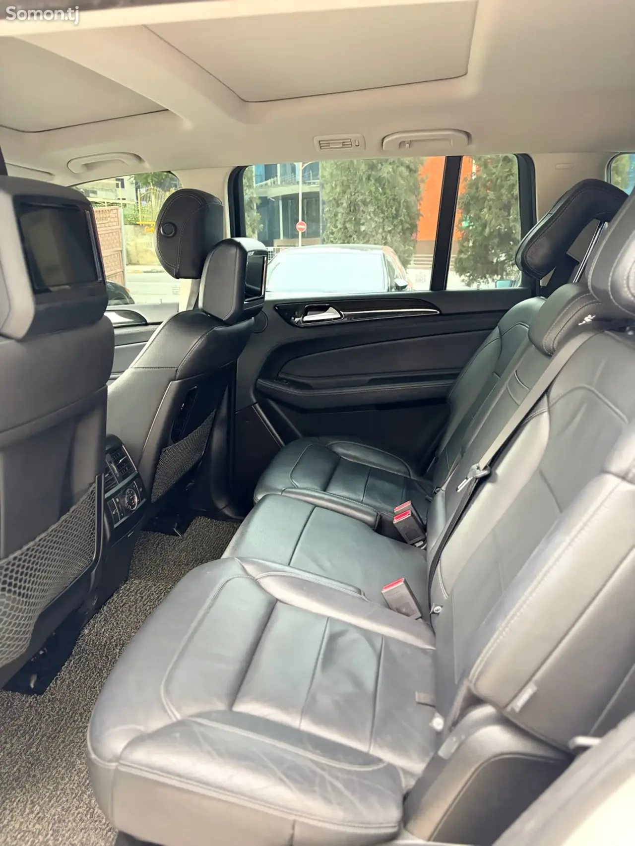 Mercedes-Benz GLS 2017 · 3.5 AT