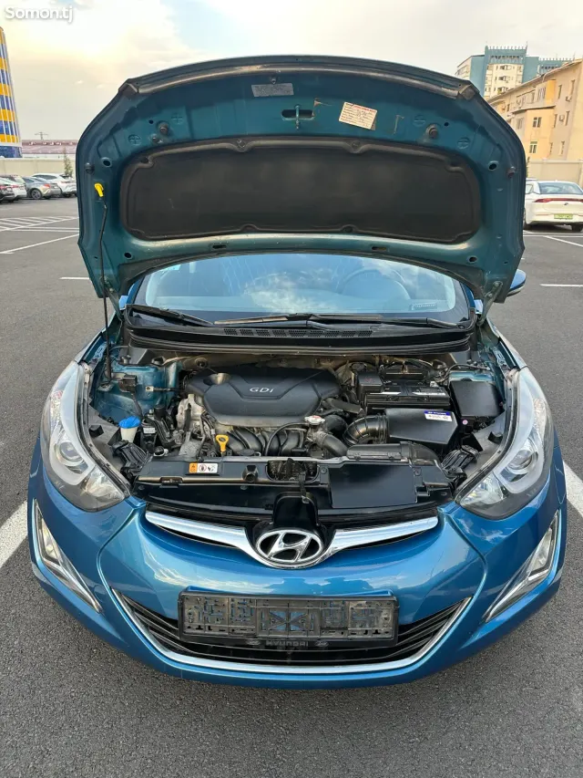 Hyundai Avante 2014 · 1.6 AT