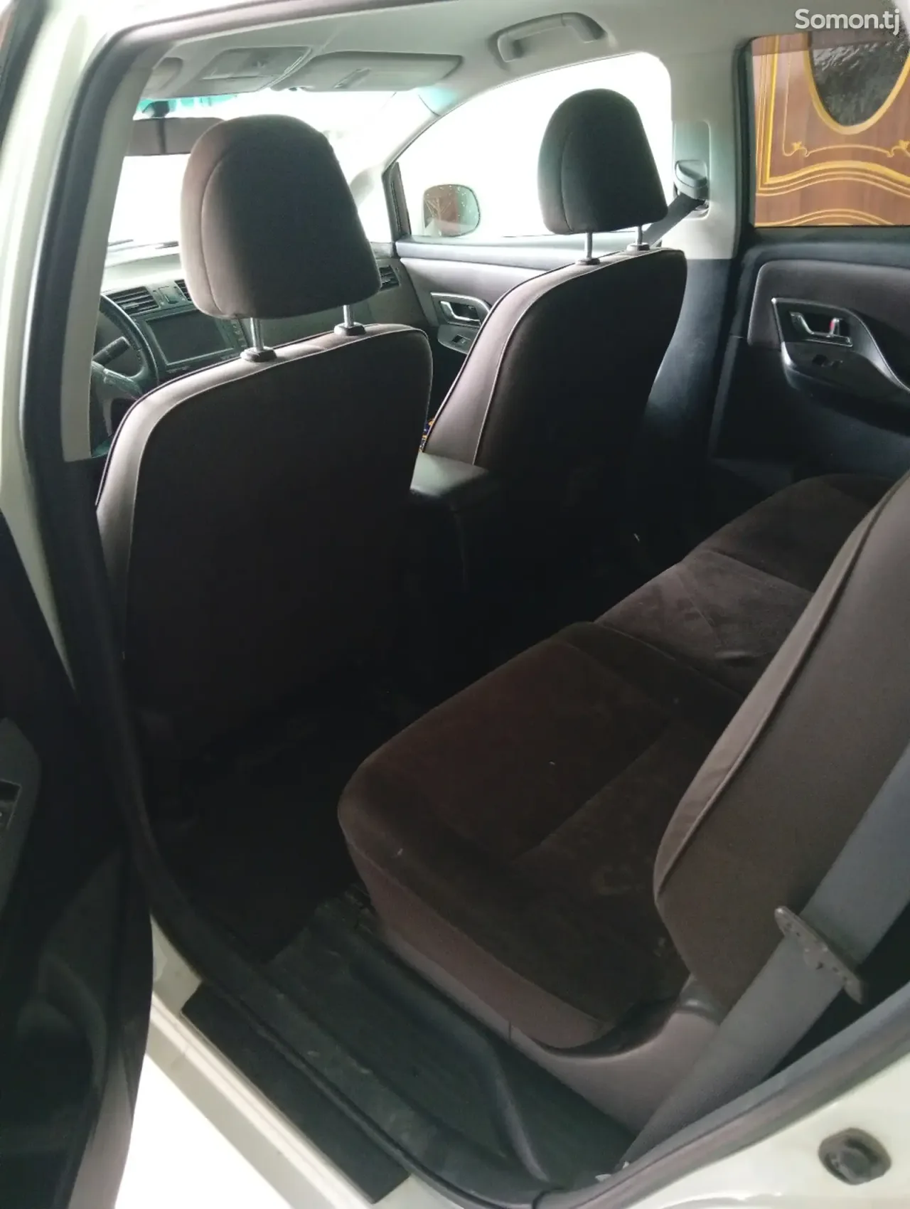 Toyota Mark X ZiO 2009 · 2.4 AT