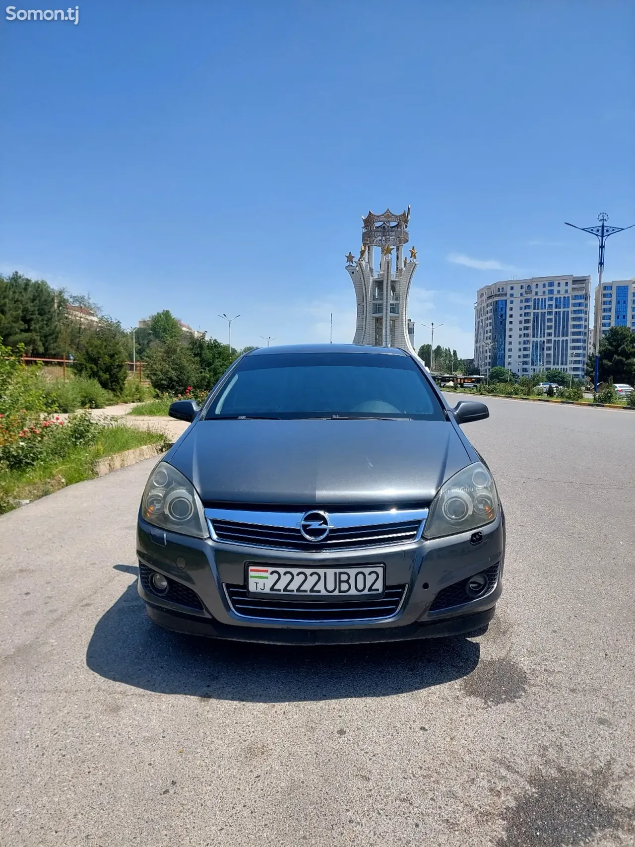 Opel Astra H 2009 · 1.4 MT