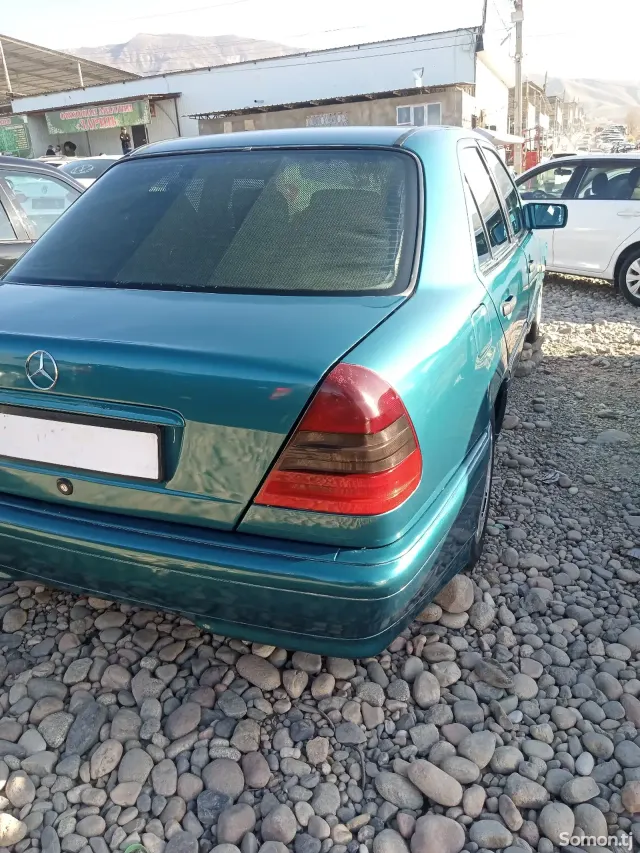 Mercedes-Benz C class 1997 · 1.8 MT