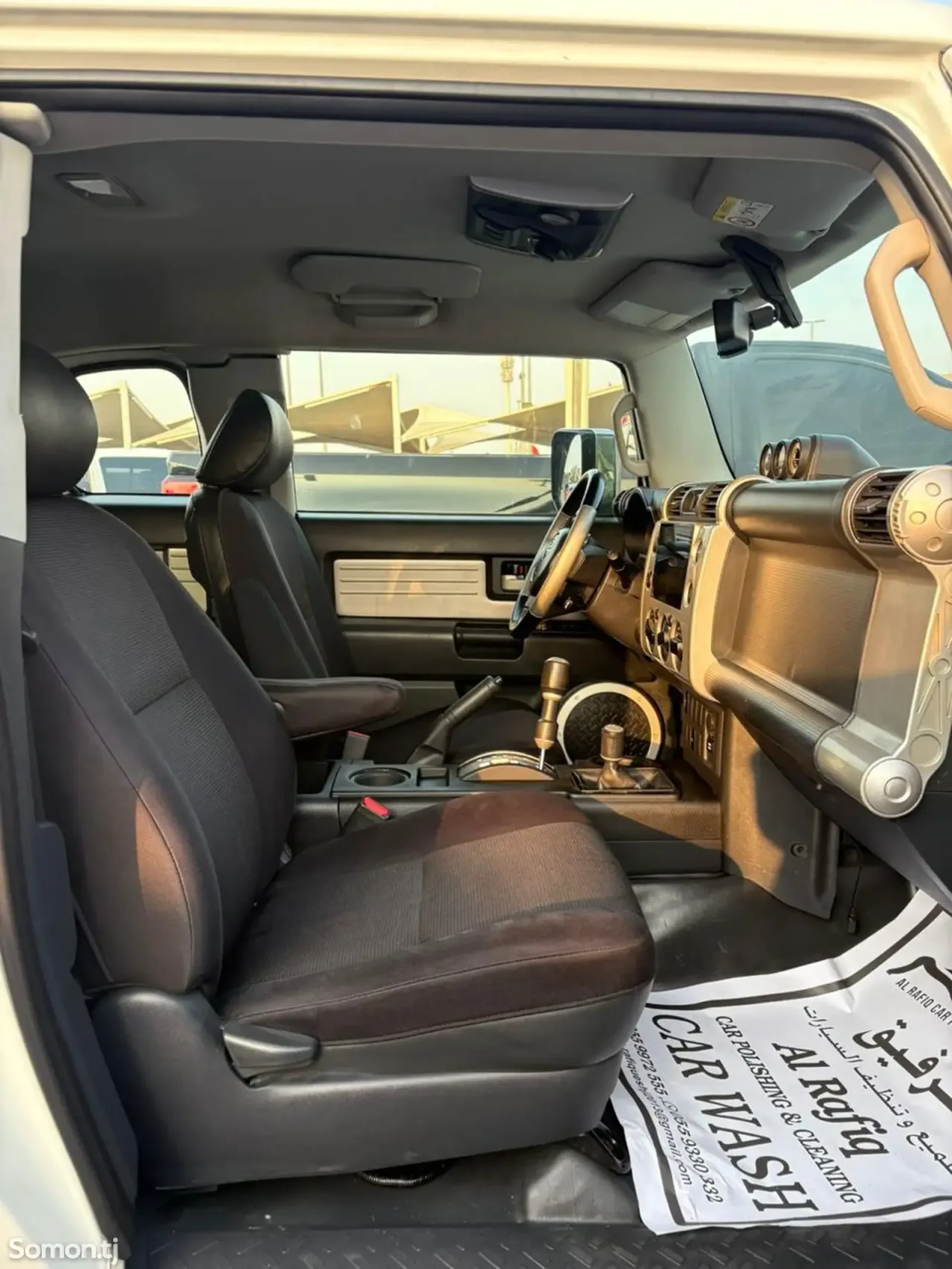 Toyota FJ Cruiser 2015 · 4.0 AT