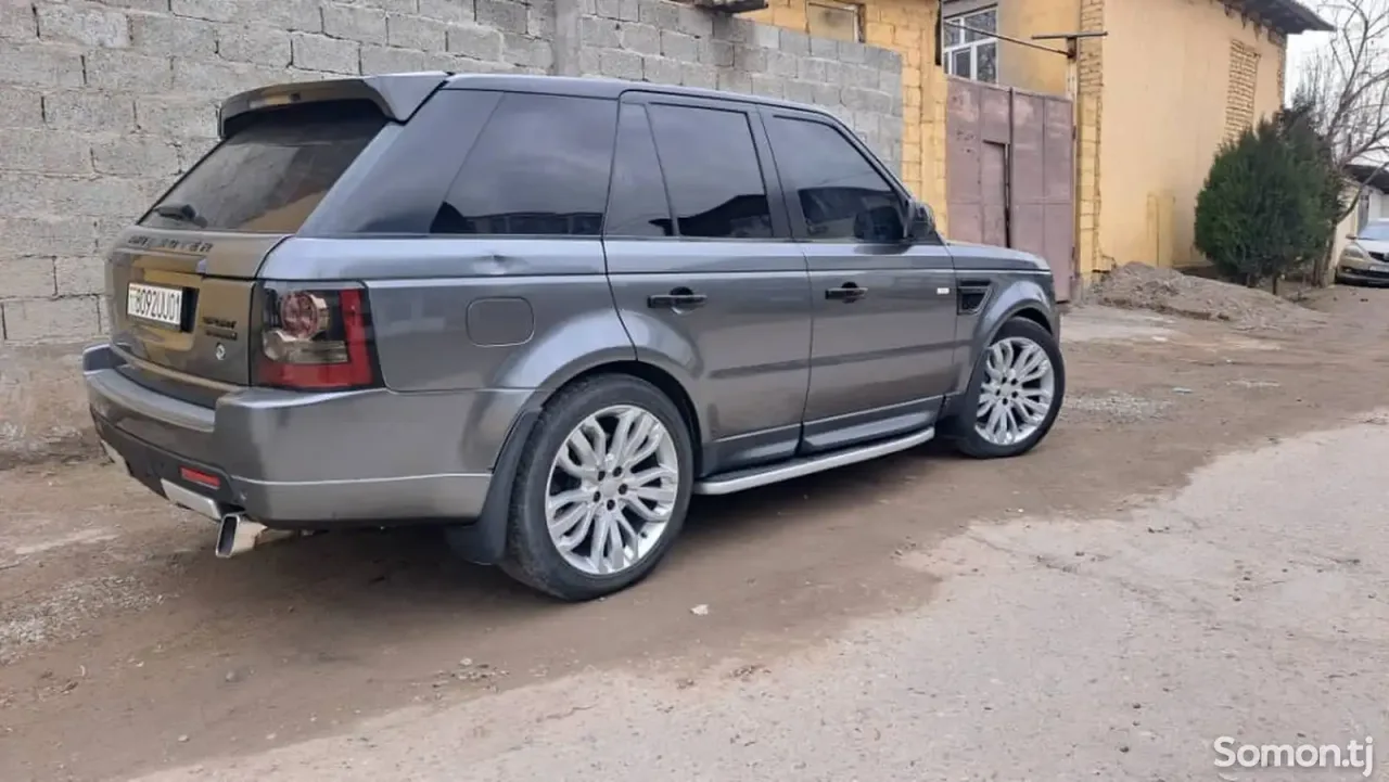 Land Rover Range Rover Sport 2011 · 0.4 AT