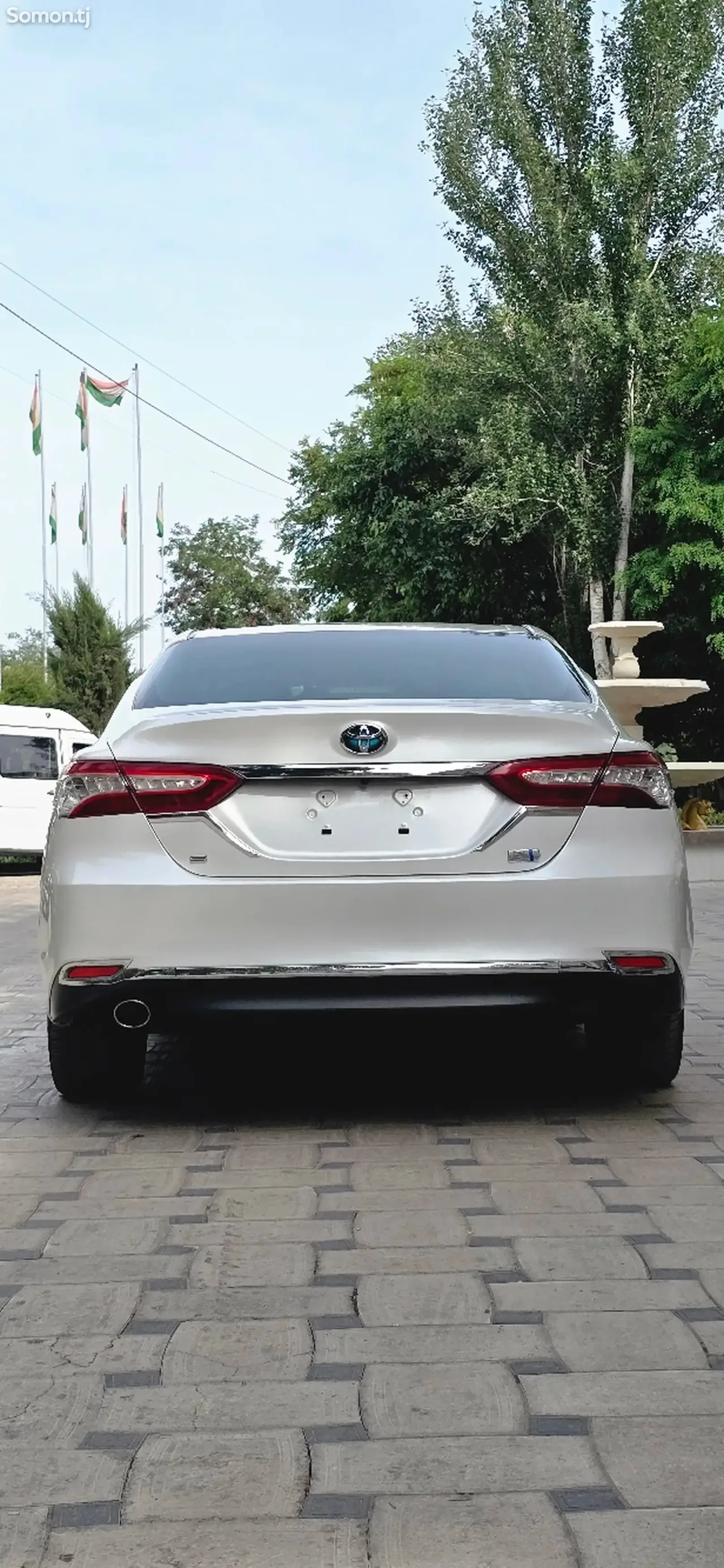 Toyota Camry 2018 · 2.5 AT