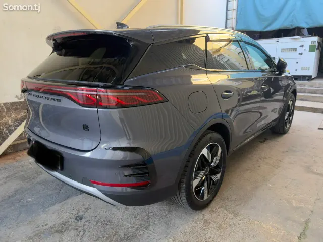 BYD Tang 2025 · 1.5 AT