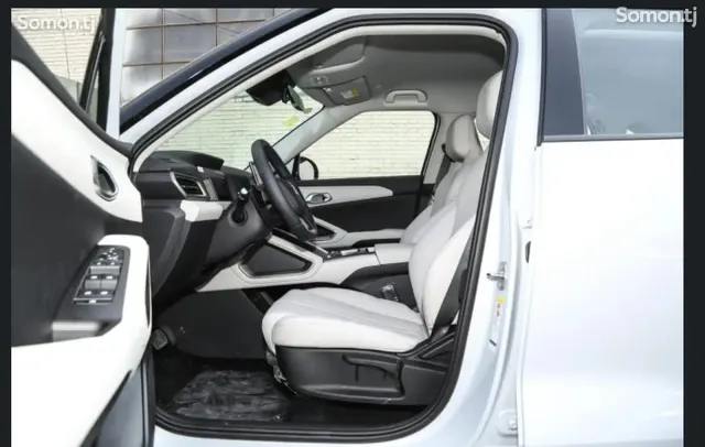 BYD Yuan Up 2025 · AT