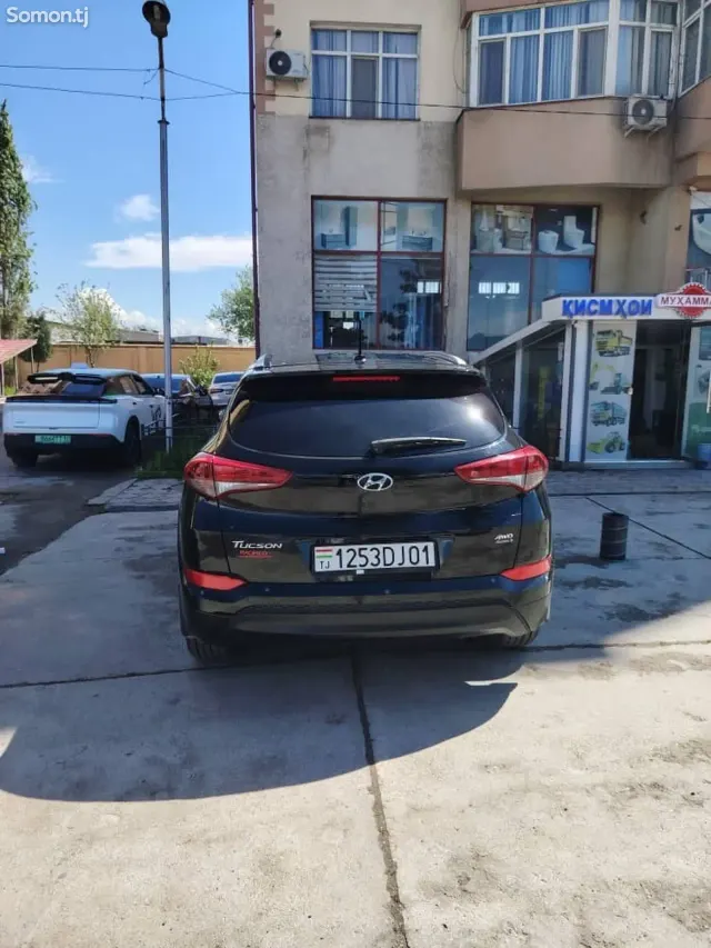 Hyundai Tucson 2017 · 2.0 AT