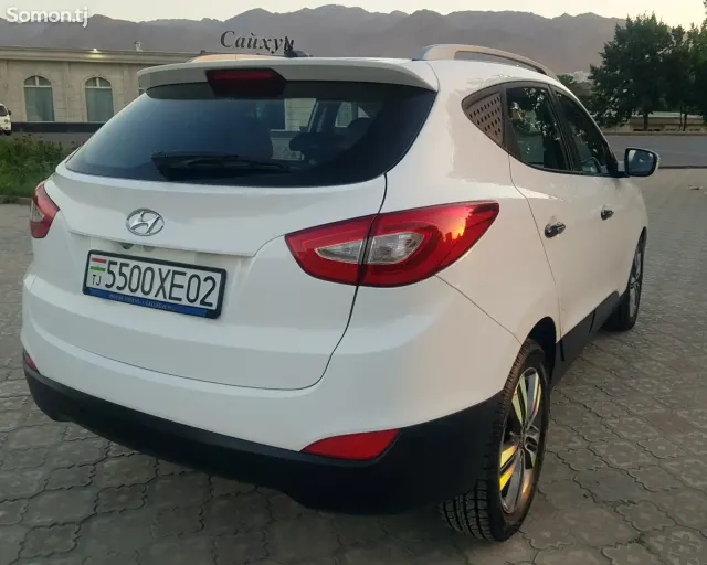 Hyundai Tucson 2014 · 2.0 AT
