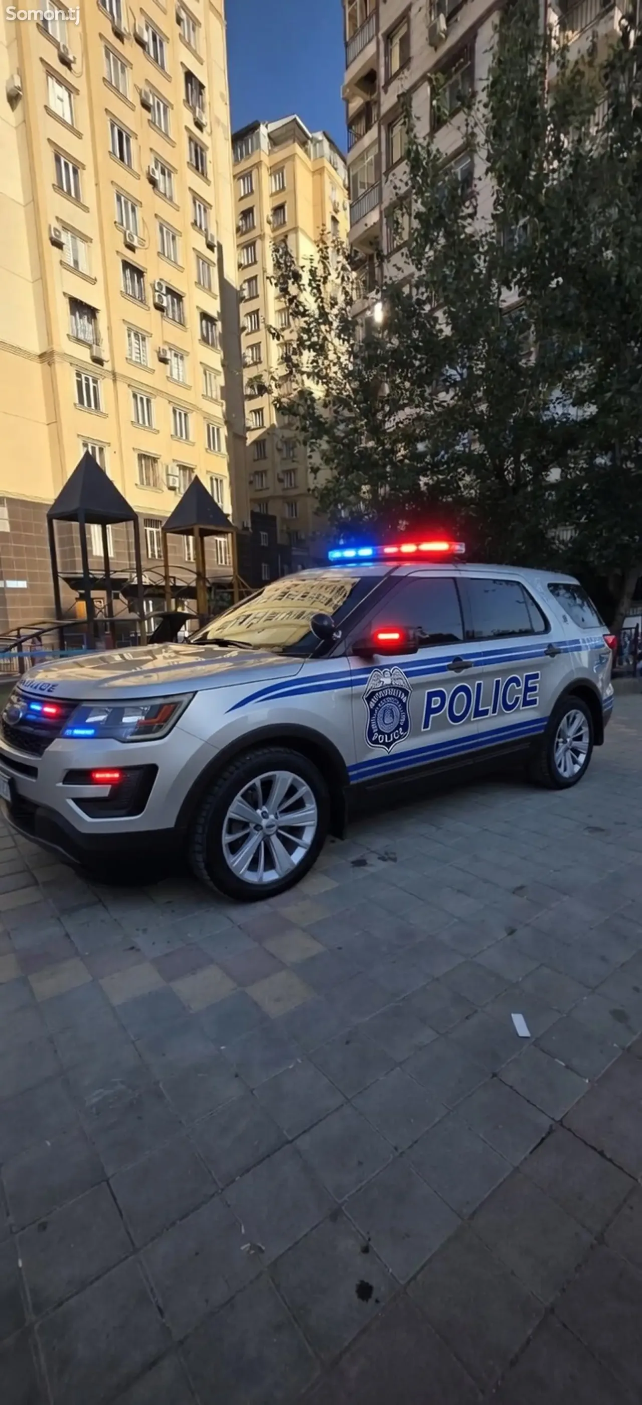 Ford Explorer 2019 · 3.5 AT