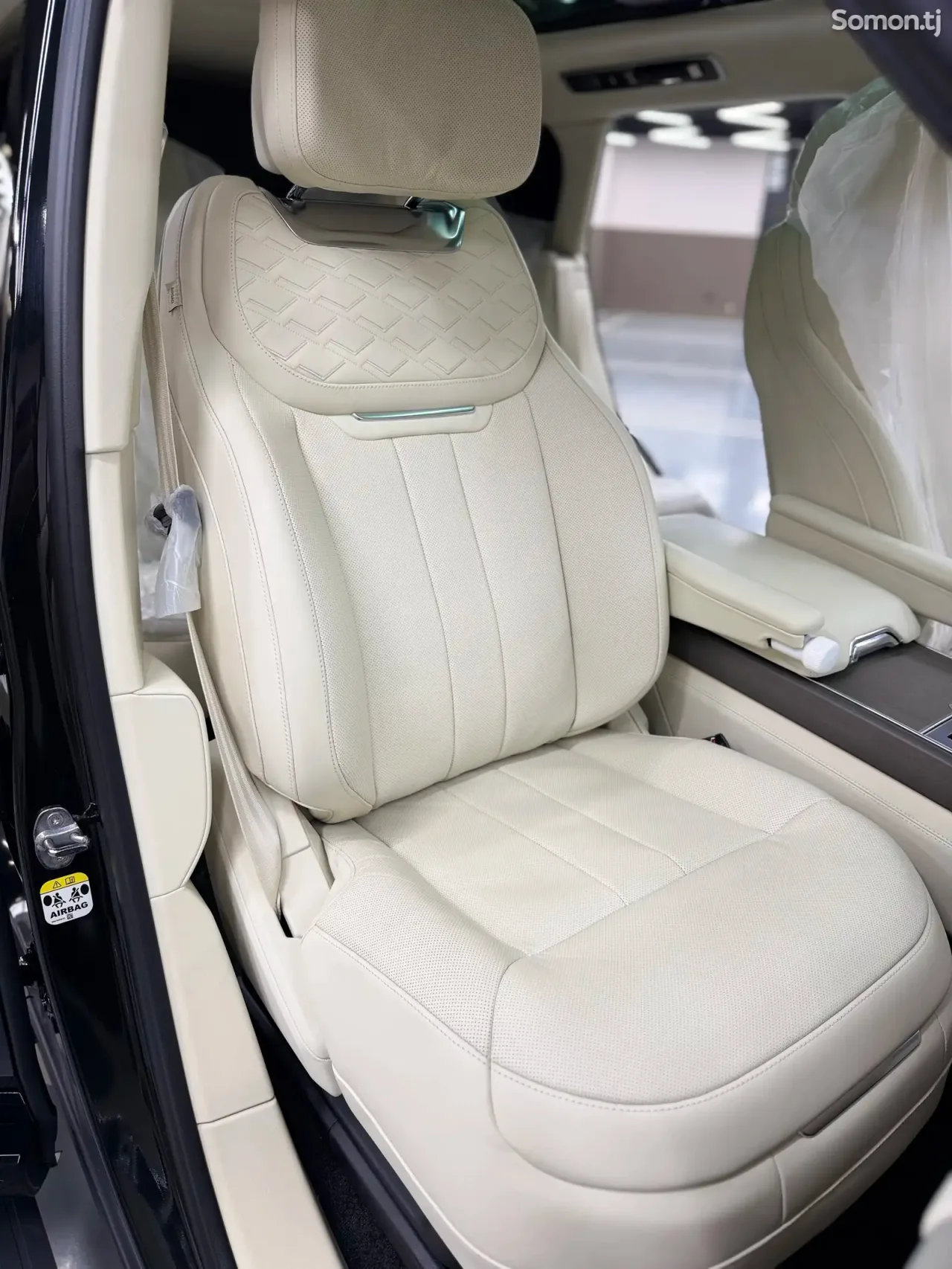 Land Rover Vogue 2024 · 4.4 AT