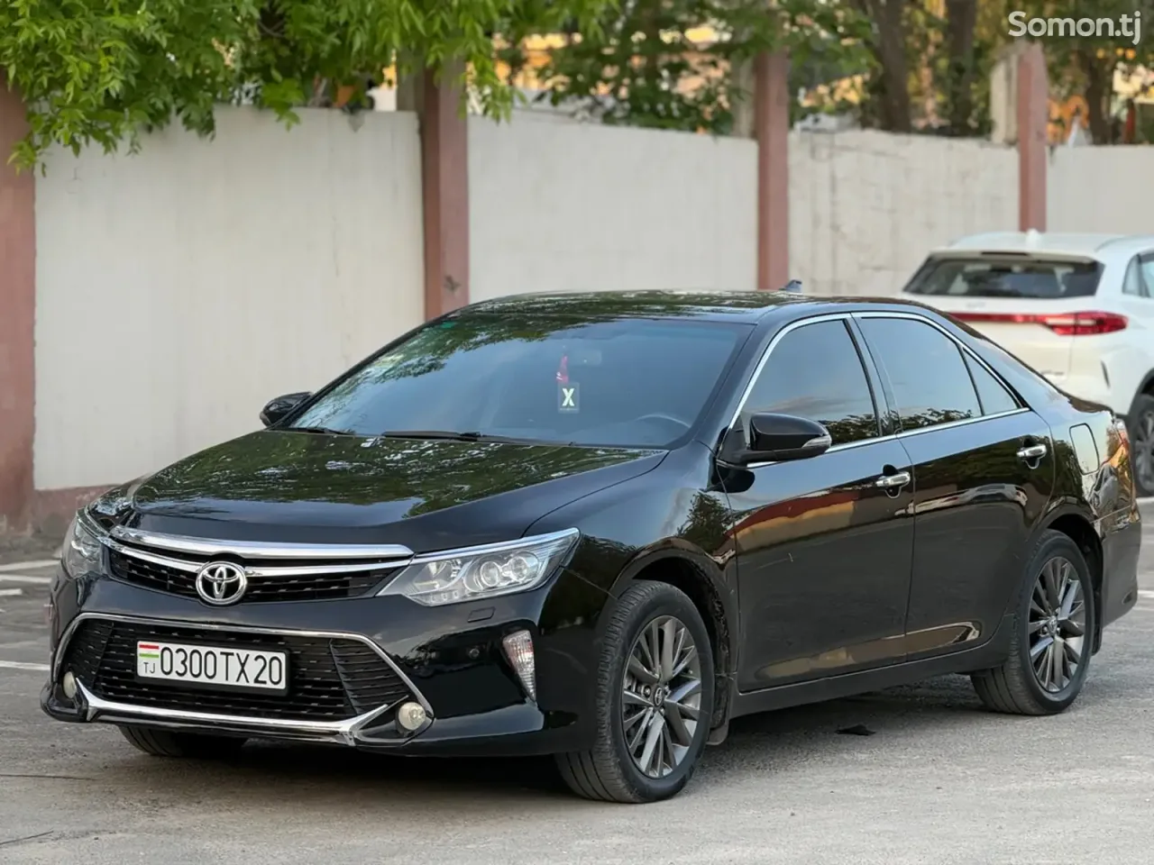 Toyota Camry 2017 · 2.5 AT