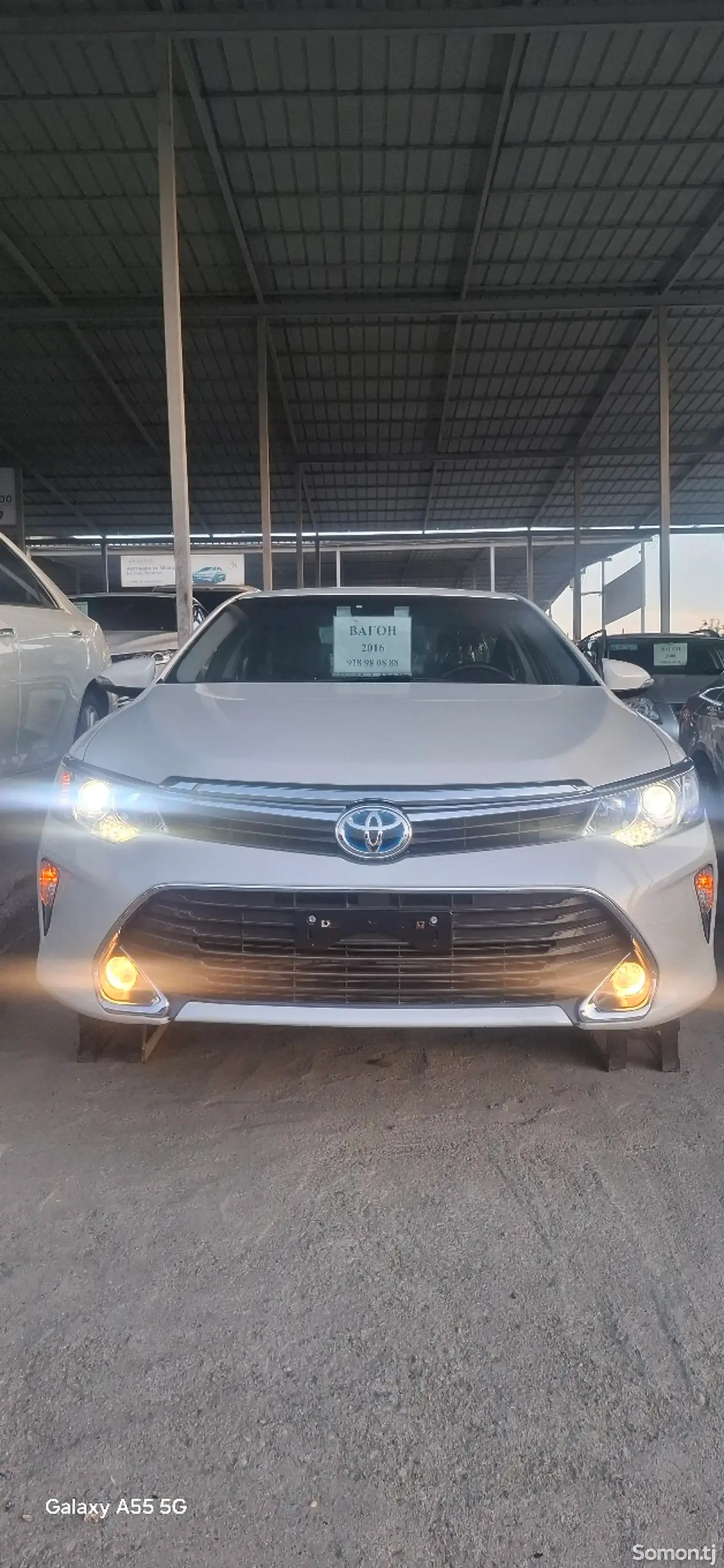 Toyota Camry 2015 · 2.5 AT