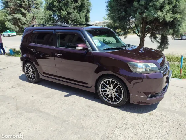Toyota Rumion 2010 · 1.8 AT