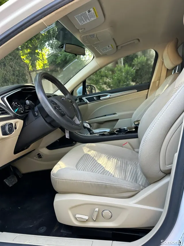 Ford Fusion 2016 · 1.5 AT