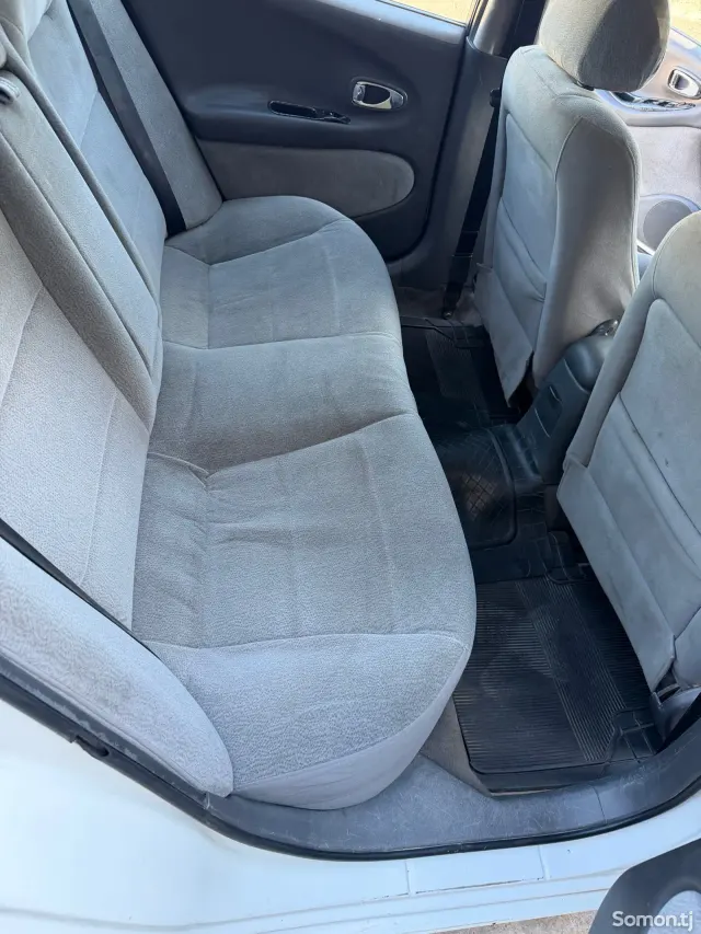 Daewoo Leganza 2001 · 1.8 MT