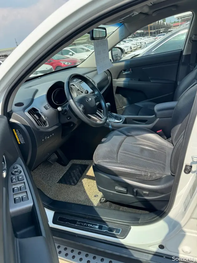 Kia Sportage 2015 · 2.0 AT
