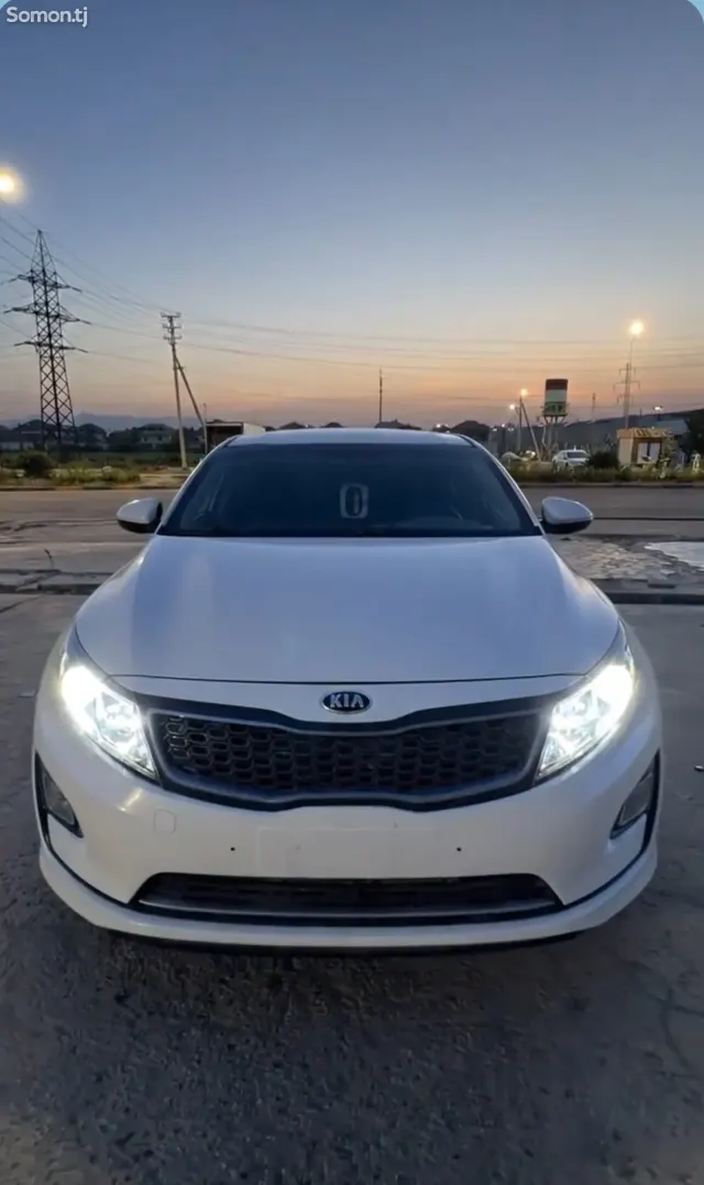 Kia K5 2015 · 2.0 AT