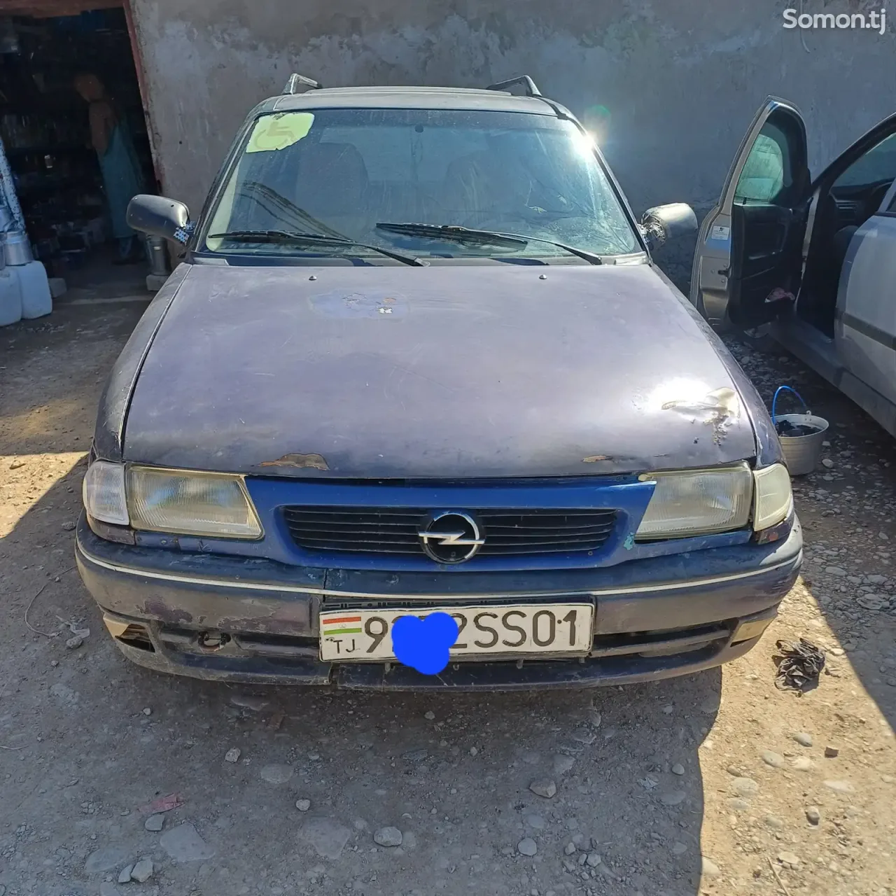 Opel Astra F 1992 · 1.6 MT