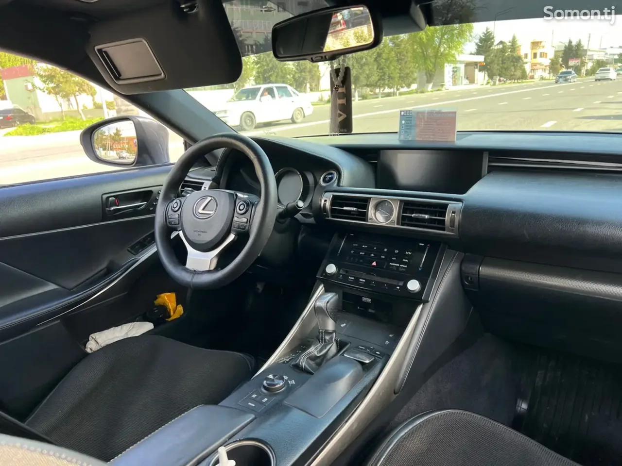 Lexus IS series 2014 · 2.5 AT
