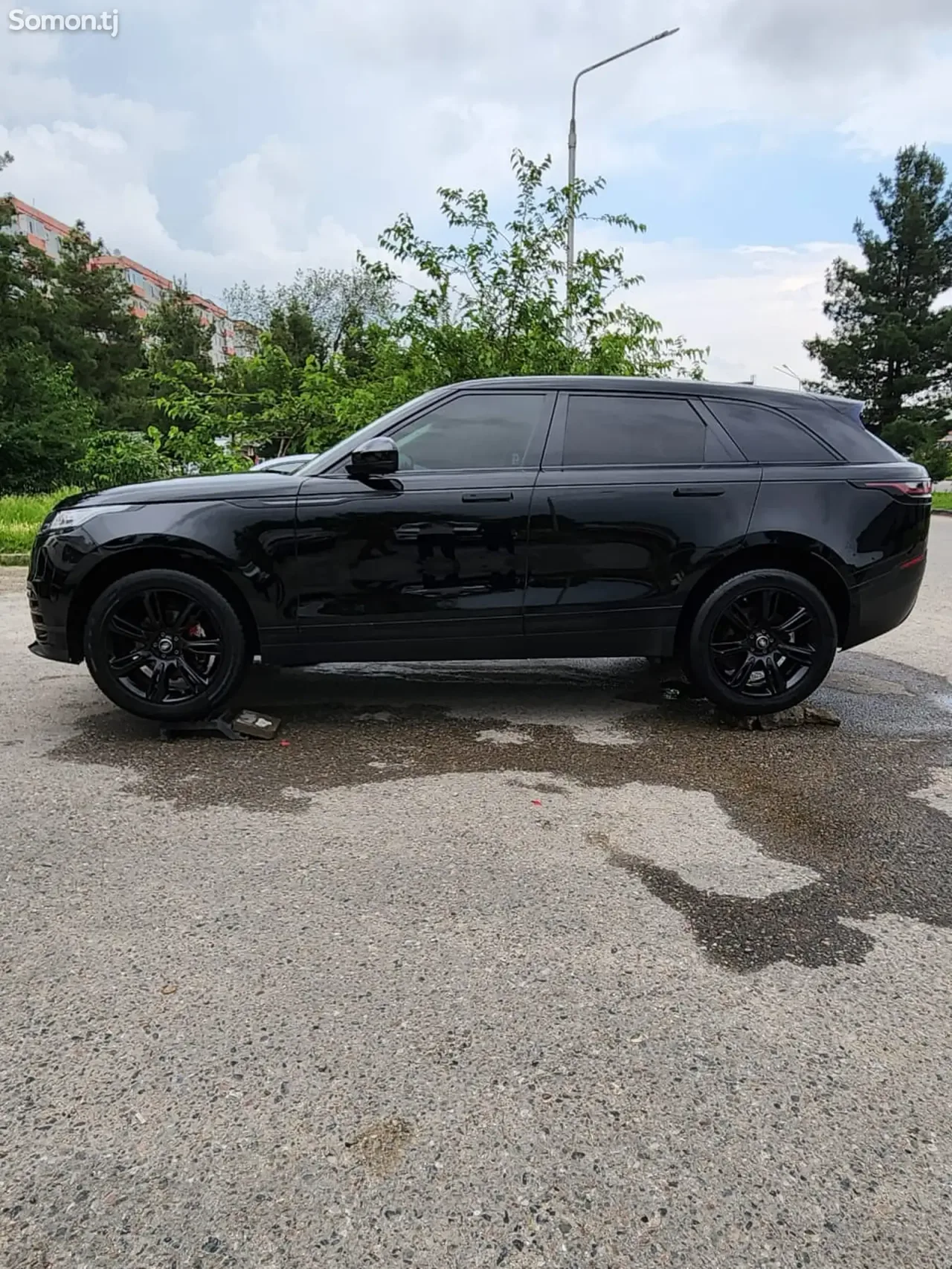 Land Rover Range Rover Velar 2020 · 2.5 AT
