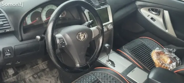 Toyota Camry 2011 · 2.5 AT