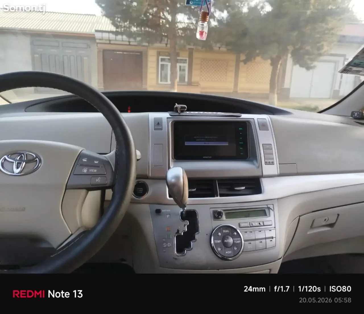 Toyota Estima 2008 · 2.4 AT