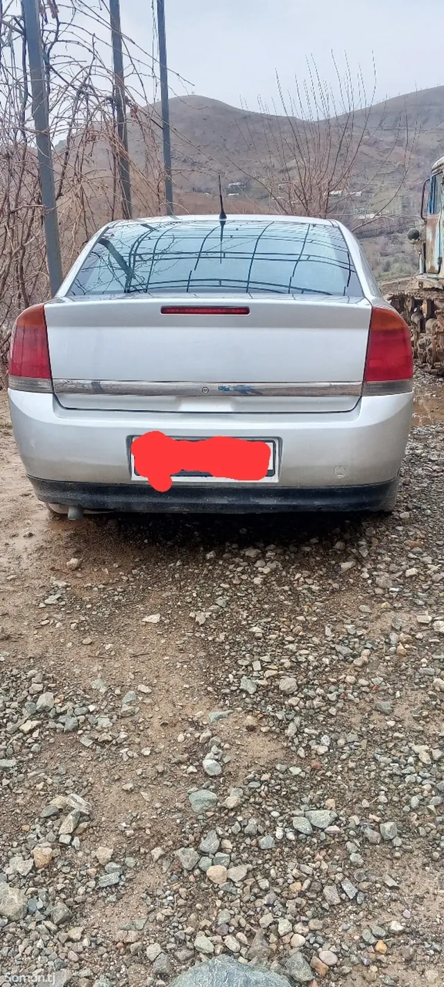 Opel Vectra C 2002 · 2.2 AT