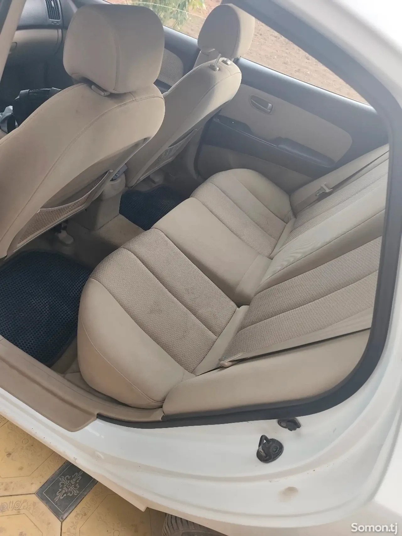 Hyundai Avante 2007 · 1.6 AT