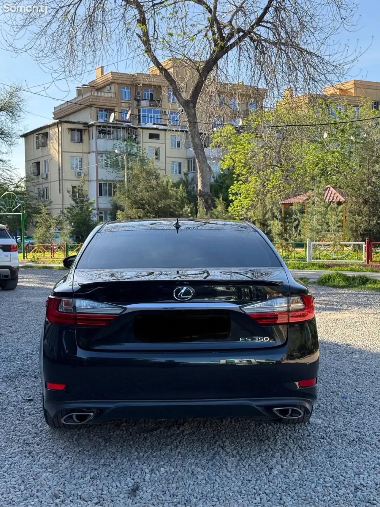 Lexus ES series 2018 · 3.5 AT