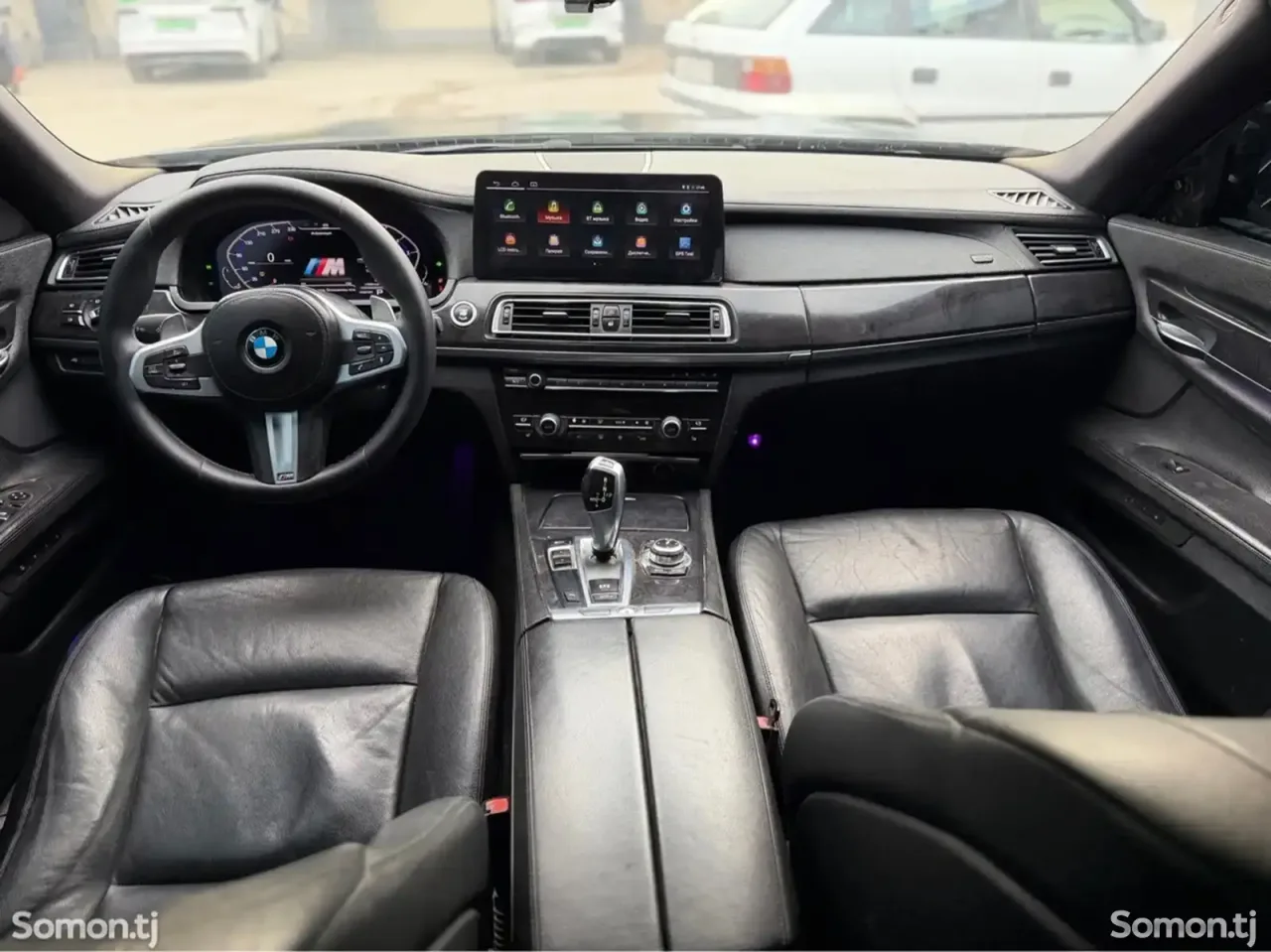 BMW 7 series 2011 · 3.0 AT