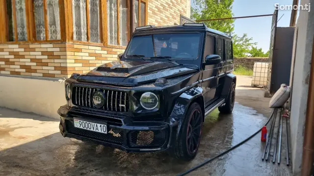 Mercedes-Benz G class 2002 · 5.5 AT